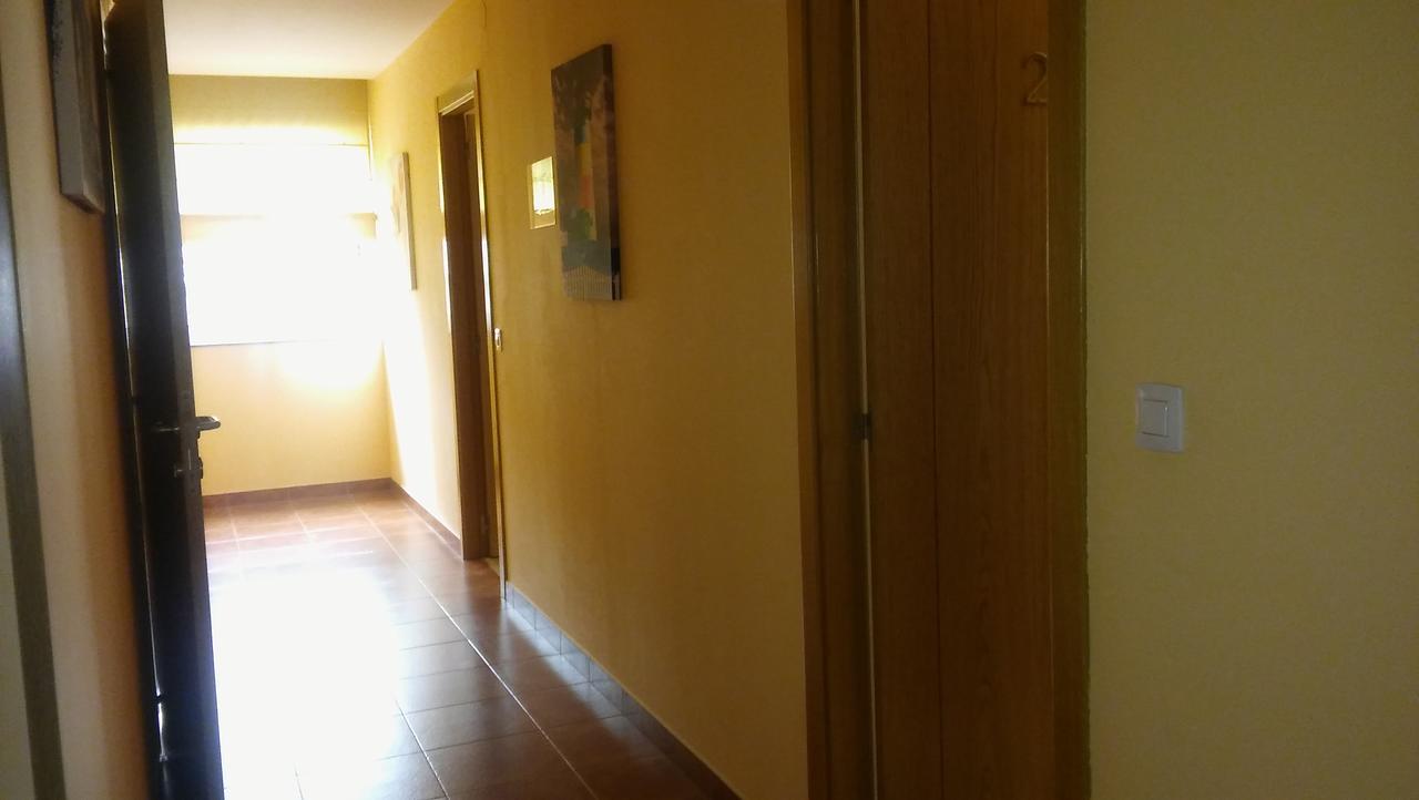 Hostal-Meson Vilasante ตริอากาสเตลา ภายนอก รูปภาพ